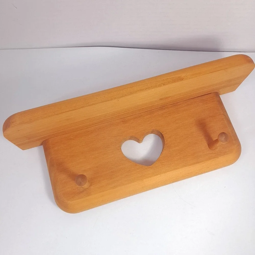 Wood heart cutout wall shelf trinket 2 pegs hooks display cottagecore stained